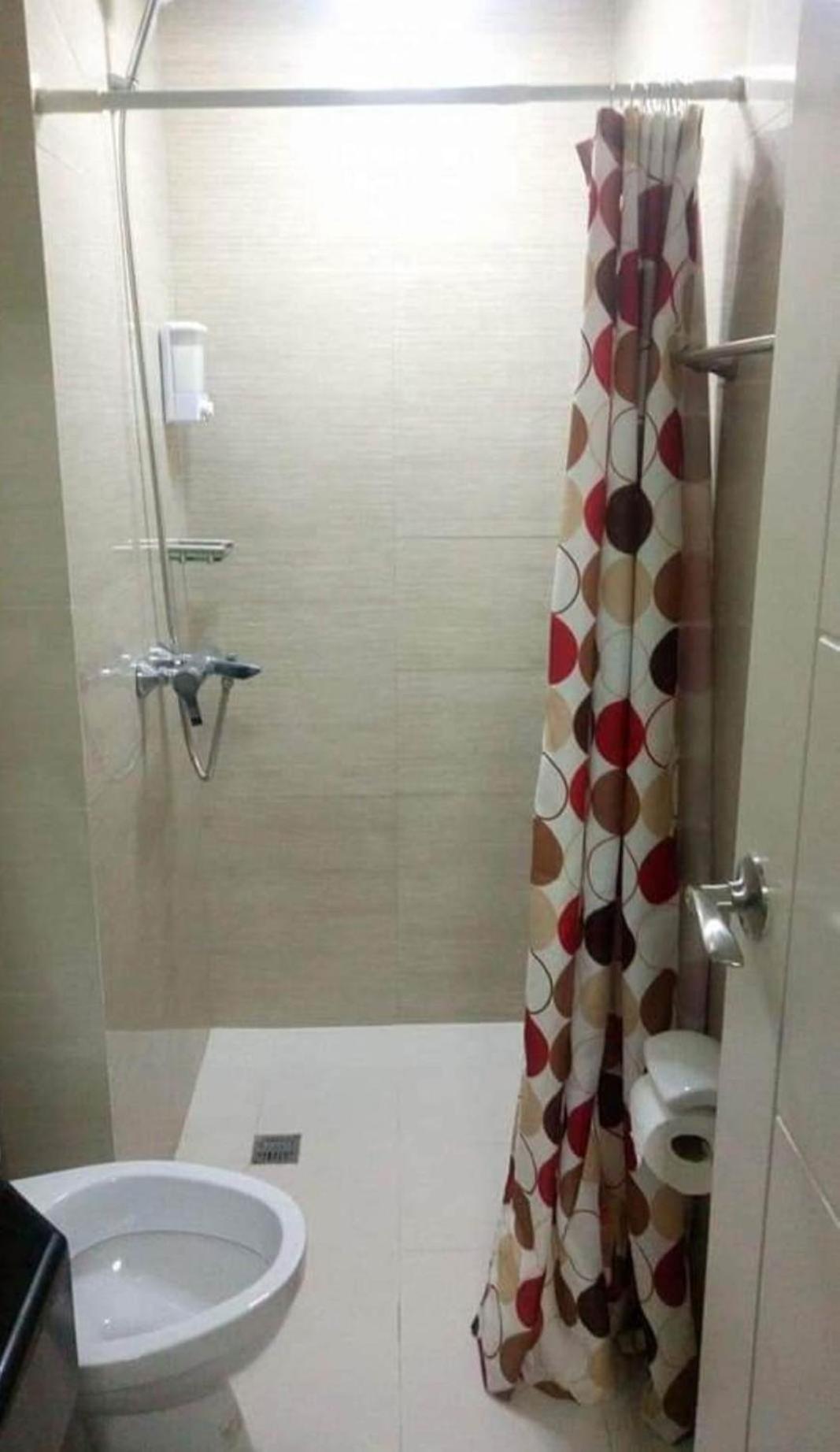 Pasay Condotel Near Naia Terminal 3 מראה חיצוני תמונה