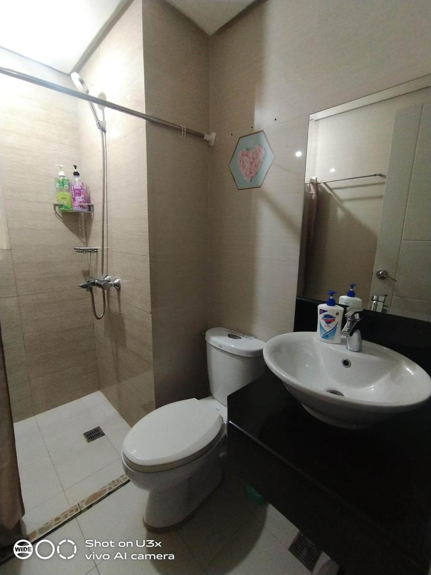 Pasay Condotel Near Naia Terminal 3 מראה חיצוני תמונה